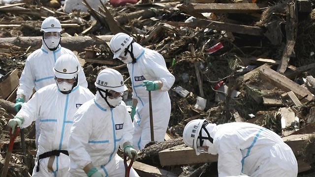 Trabajadores en Fukushima - abcNews
