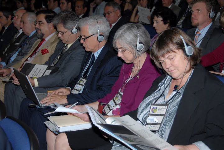 Rebecca Johnson, Susan Burk y Joseph Cirincione en el Seminario Internacional Desarme Nuclear y No-proliferación: el Futuro del TNP